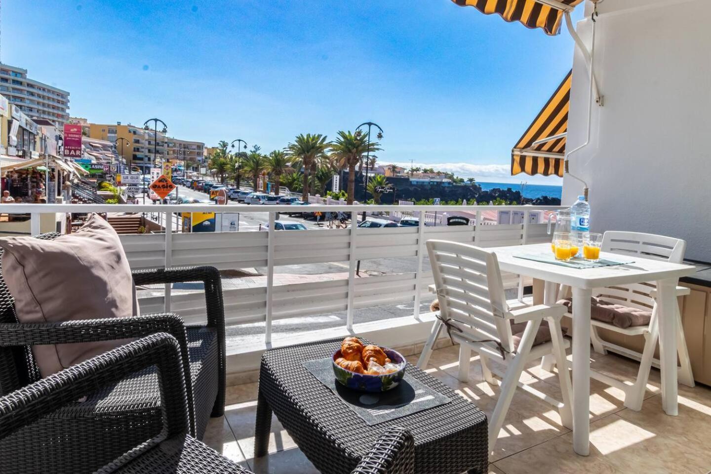 Playa Arena Beach Apt By Dream Homes Tenerife Puerto de Santiago  Bagian luar foto